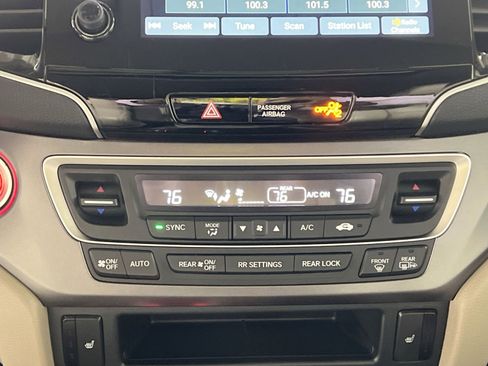 Used 2022 Honda Pilot EX-L image 19