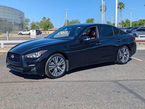 Used 2023 INFINITI Q50 Sensory RWD image 2
