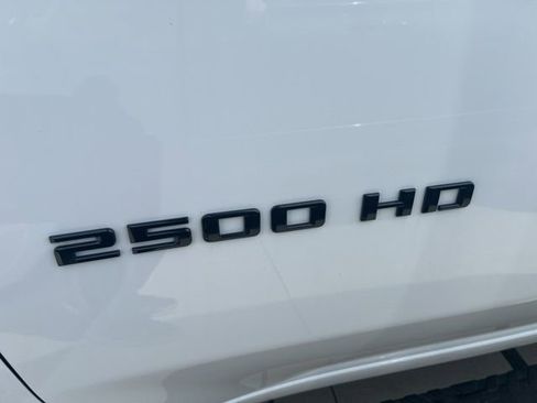 Used 2024 Chevrolet Silverado 2500 Custom w/ Custom Value Package AWD/4WD image 6