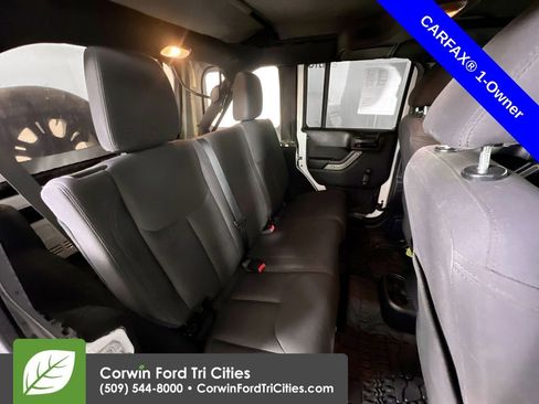 Used 2016 Jeep Wrangler Unlimited Sport w/ Max Tow Package AWD/4WD image 15