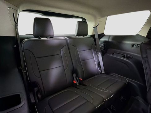 Used 2022 GMC Acadia Denali w/ Denali Technology Package image 30