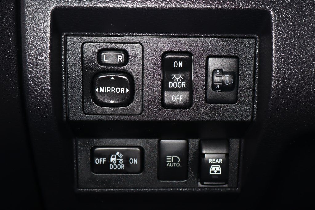 Used 2021 Toyota Tundra TRD Pro AWD/4WD image 21
