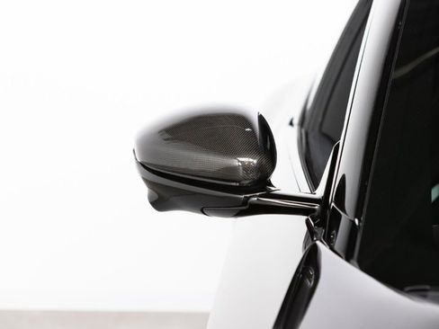 Used 2025 Ferrari Purosangue image 27