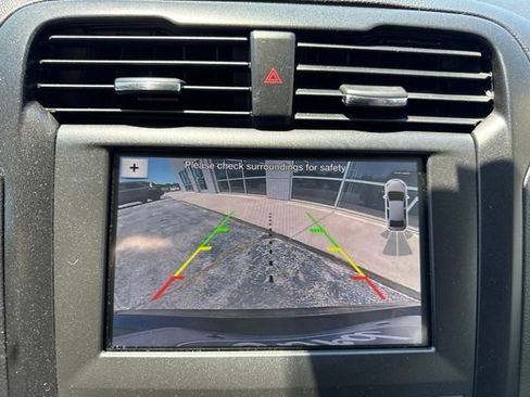Used 2019 Ford Fusion SE w/ Equipment Group 151A FWD image 15