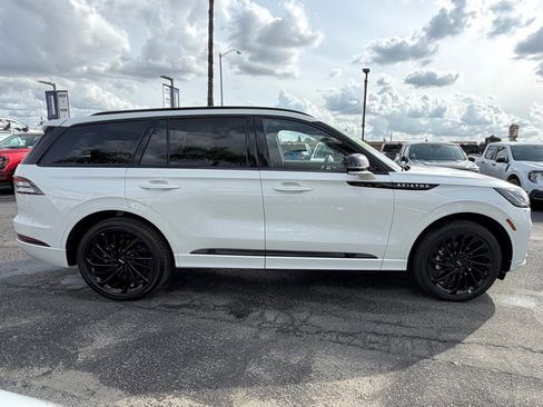 Used 2025 Lincoln Aviator Reserve w/ Equipment Group 201A image 10