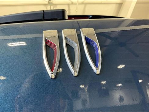 Used 2024 Buick Encore GX Sport Touring image 41