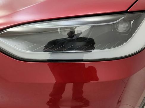 Used 2024 Tesla Model X AWD/4WD image 40