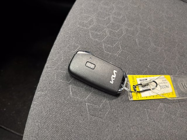 Certified 2024 Kia Seltos S AWD/4WD image 31