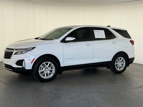 Used 2023 Chevrolet Equinox LT w/ LPO, Floor Liner Package AWD/4WD image 9