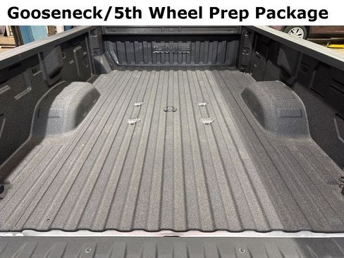 New 2025 GMC Sierra 3500 Denali w/ Denali Reserve Package image 4