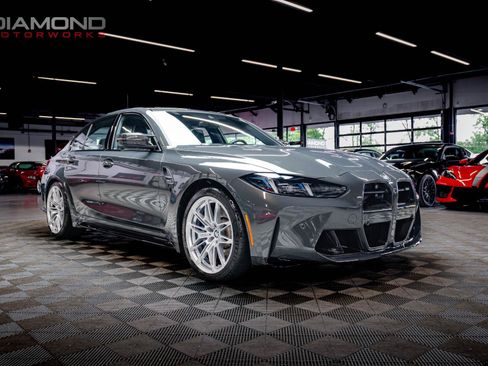 Used 2025 BMW M3 w/ M Carbon Exterior Package RWD image 28