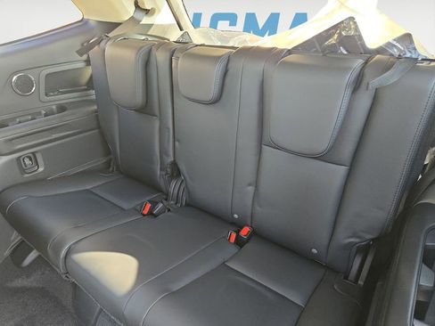 Used 2025 Subaru Ascent Bronze Edition w/ Onyx Package image 18