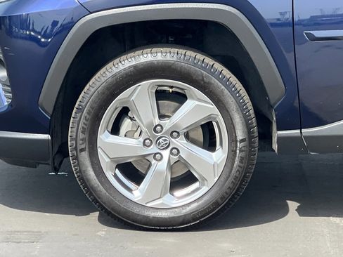 Certified 2020 Toyota RAV4 Limited AWD/4WD image 26