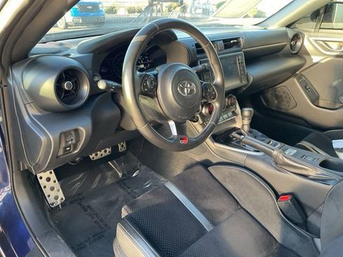 Used 2023 Toyota GR86 Premium image 14