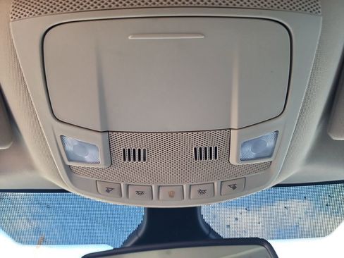 Used 2024 Ford Edge SEL image 34