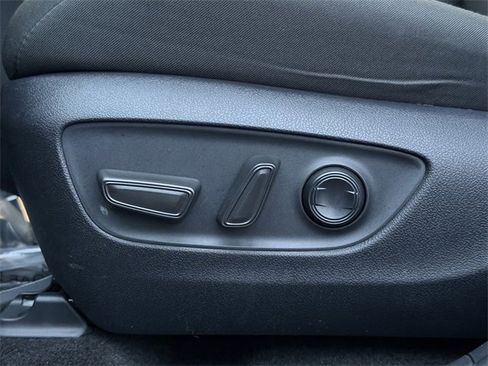 Used 2024 Toyota RAV4 XLE image 35