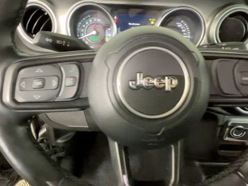 Used 2023 Jeep Wrangler Unlimited w/ Cold Weather Group AWD/4WD image 27