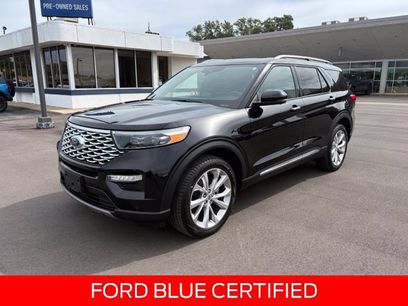 Certified 2023 Ford Explorer Platinum w/ Technology Package