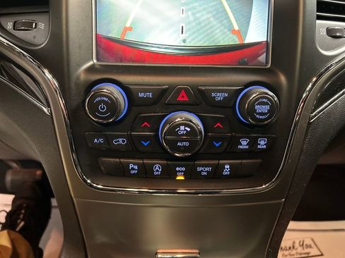 Used 2018 Jeep Grand Cherokee Trailhawk w/ Trailhawk Luxury Group image 19