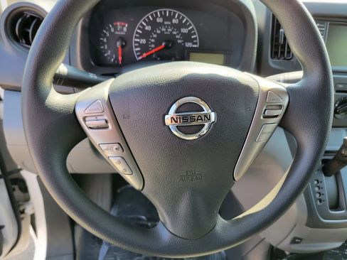 Used 2020 Nissan NV200 SV w/ Sliding Glass Door Package image 23