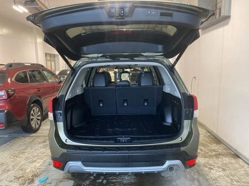Used 2024 Subaru Forester Touring image 7