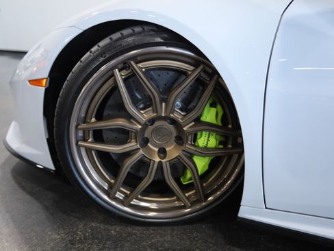 Used 2021 Lamborghini Huracan EVO AWD/4WD image 12
