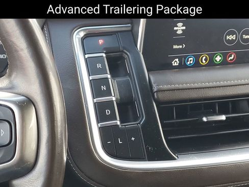 Used 2021 Chevrolet Tahoe Z71 w/ Z71 Signature Package image 17