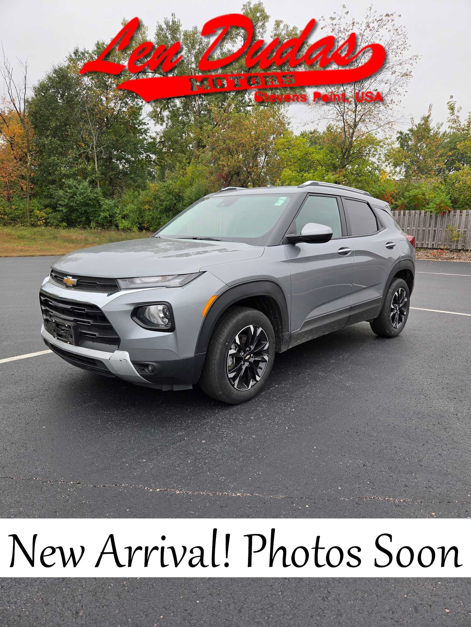 Used 2023 Chevrolet TrailBlazer LT w/ Convenience Package AWD/4WD image 1