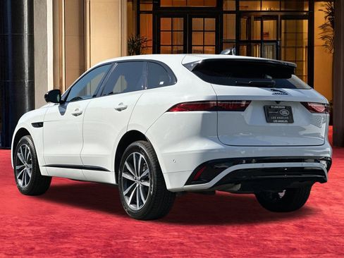 Used 2025 Jaguar F-PACE R-Dynamic S image 4