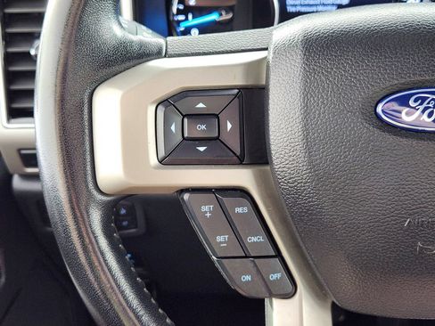 Used 2022 Ford F250 Lariat w/ Lariat Ultimate Package AWD/4WD image 18