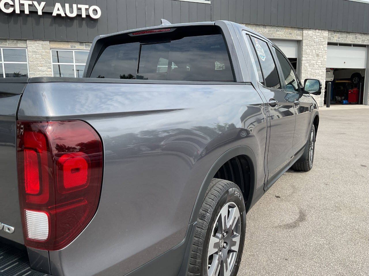 Used 2019 Honda Ridgeline RTL-T image 8