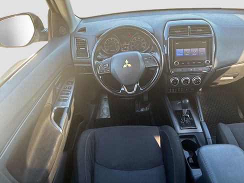 Used 2021 Mitsubishi Outlander Sport SE image 21