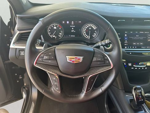 Used 2024 Cadillac XT5 Sportv w/ Technology Package AWD/4WD image 16