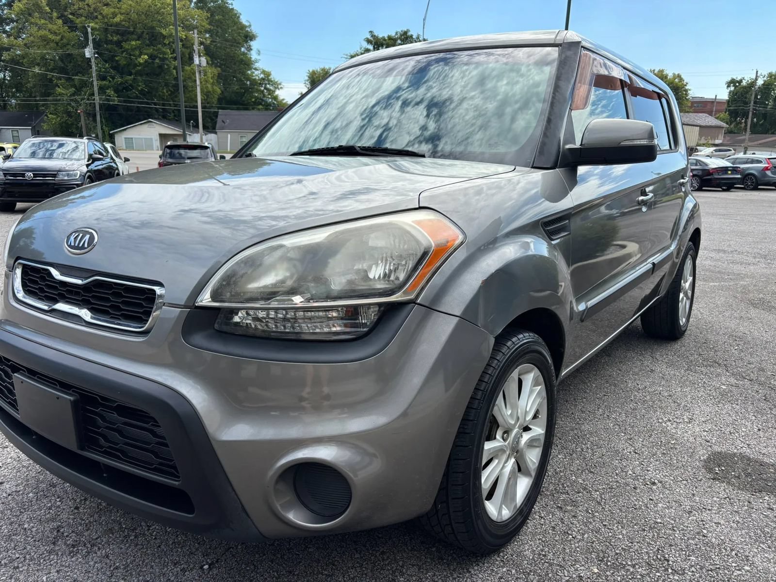 Used 2012 Kia Soul + FWD image 7