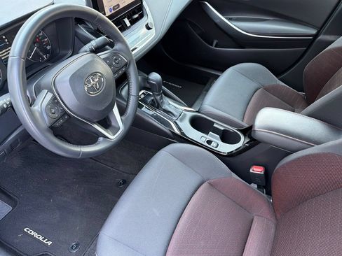 Used 2023 Toyota Corolla SE w/ Carpet Mat Package (TMS) FWD image 9