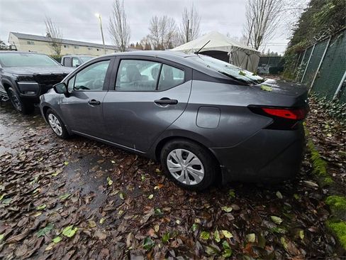 Used 2025 Nissan Versa S w/ Trunk Package image 3