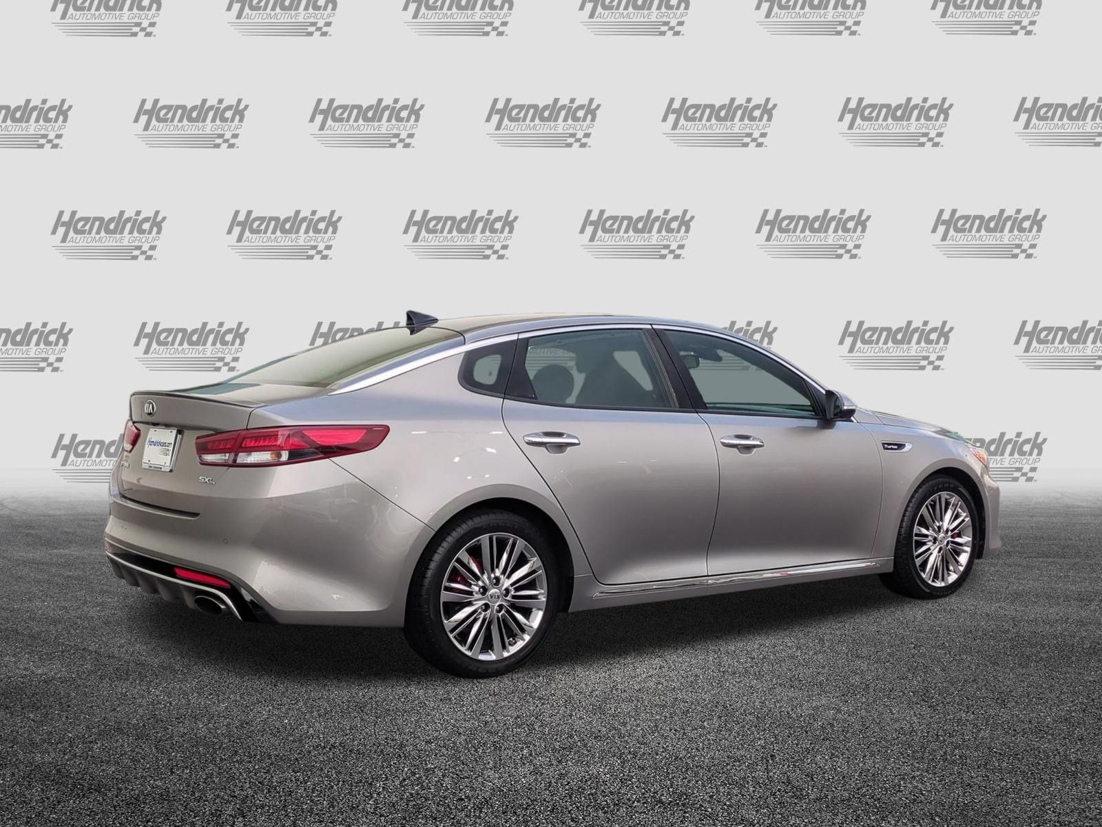 Used 2016 Kia Optima SX w/ Chrome Wheel Package FWD image 9