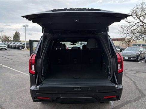 New 2025 Ford Expedition Platinum w/ Stealth Performance Package image 14