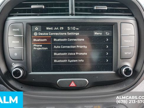 Used 2025 Kia Soul LX w/ LX Technology Package FWD image 36