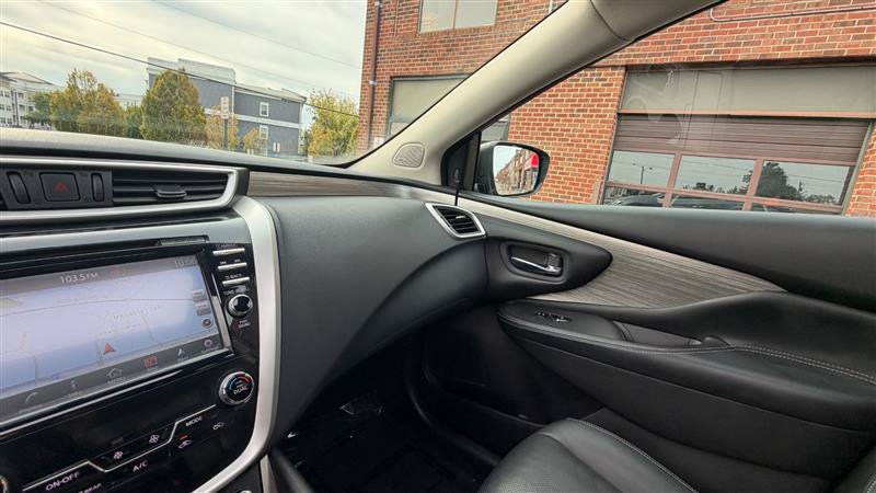 Used 2016 Nissan Murano Platinum w/ Platinum Technology Package AWD/4WD image 38