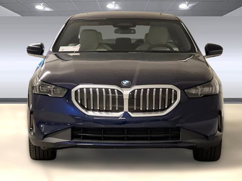 New 2026 BMW 530i image 5