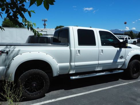 Used 2011 Ford F350 Lariat w/ Lariat Ultimate Pkg AWD/4WD image 4
