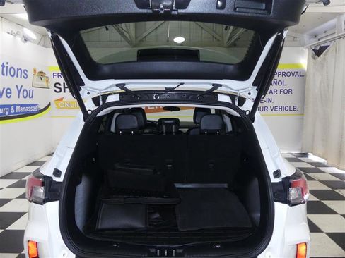 Used 2022 Ford Escape SEL w/ Technology Package image 29