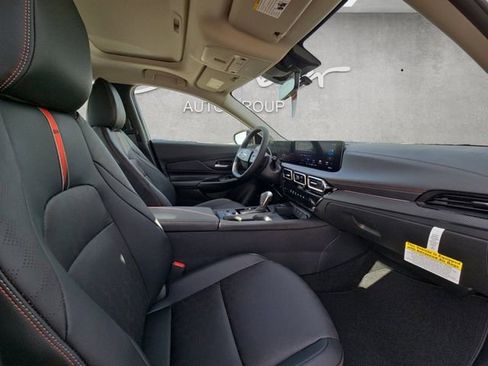 New 2026 Nissan Sentra SR FWD image 24