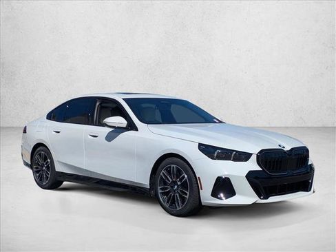 New 2026 BMW 530i w/ M Sport Package image 7