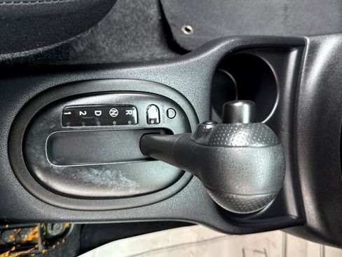 Used 2013 Nissan Versa S image 18