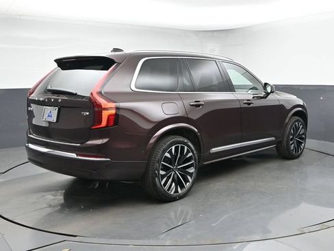 New 2026 Volvo XC90 T8 Ultra w/ Protection Package Premier AWD/4WD image 4