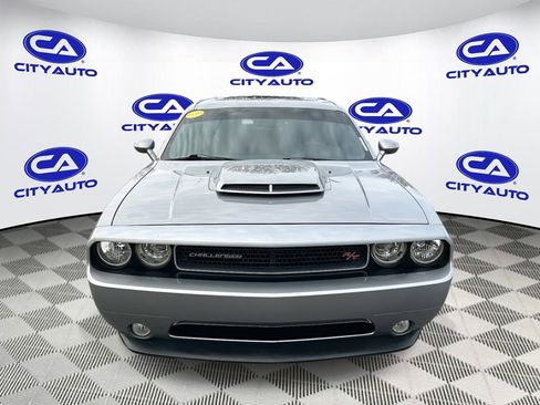 Used 2013 Dodge Challenger R/T image 10