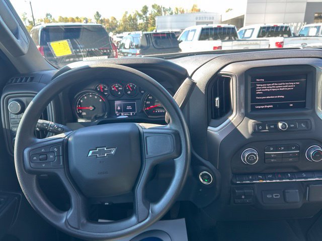 Used 2025 Chevrolet Silverado 2500 Custom w/ Custom Value Package AWD/4WD image 9