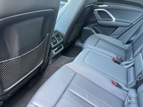 Used 2025 Audi Q5 Premium w/ Convenience Package AWD/4WD image 16